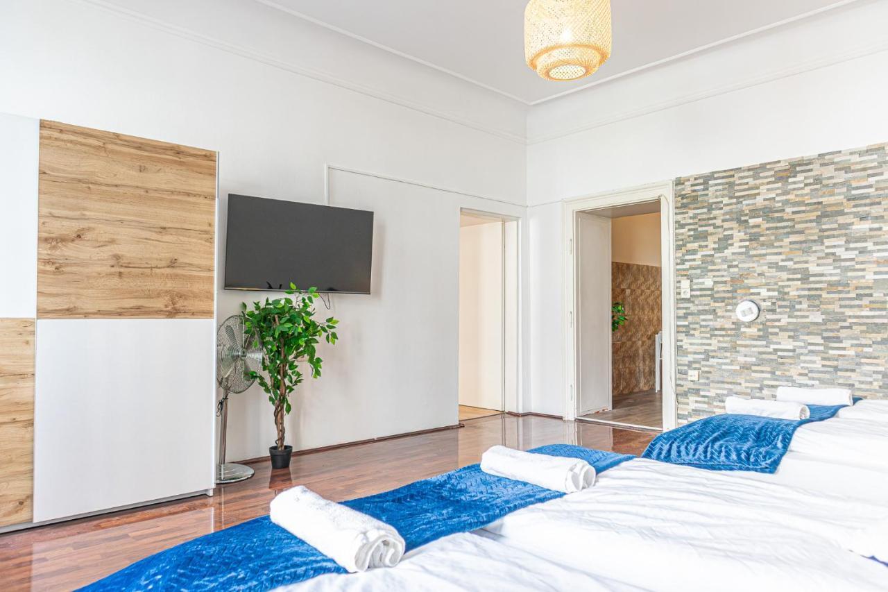 Elegant Haven: Stylish And Spacious 3br Apartament *