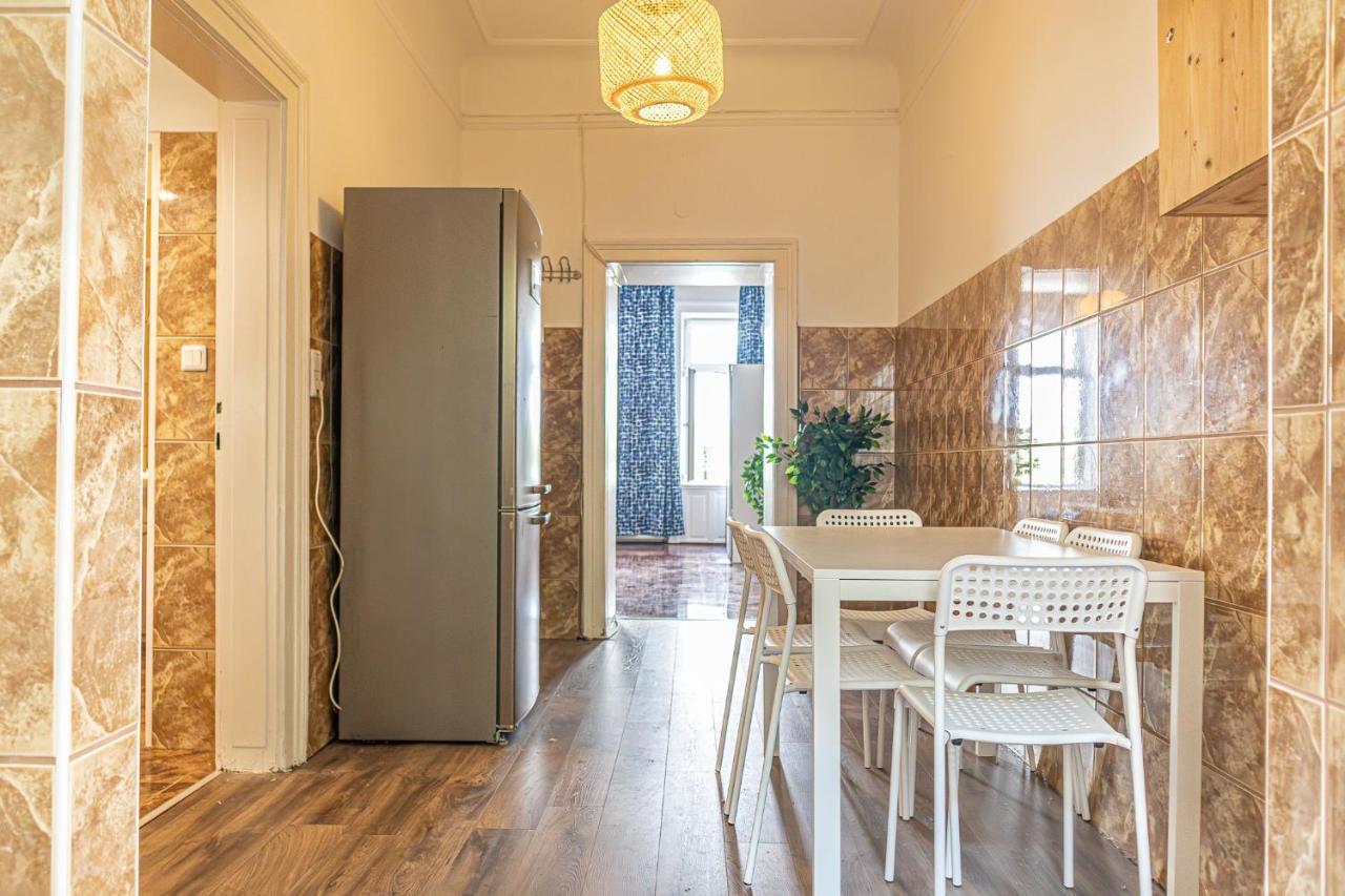 Elegant Haven: Stylish And Spacious 3br Apartament Wiedeń